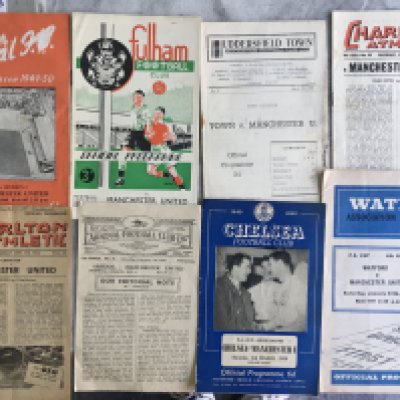 1940s Manchester United Away Football Programmes: 46/47 Charlton writing Arsenal 49/50 Charlton Chelsea Watford FA Cup Huddersfield Fulham Arsenal. Fair. (8)