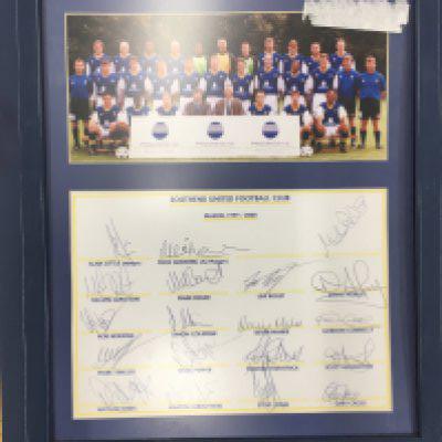 Southend United Signed Football Memorabilia: Multi signed framed display from 99/00, Chronicles book signed by 7 players including Derek Spence, Centenary history book signed by 18 players and both authors, 1994 signed testimonial programme, signed photos and programmes.