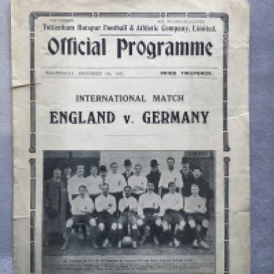 1935 England v Germany Football Programme: Fair condition played at Tottenham. No team changes. Four tears to border.