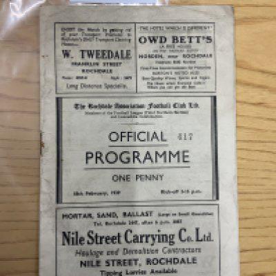 38/39 Rochdale v Halifax Town Football Programme: Good condition with no team changes. League match dated 18 2 1939 has light handling marks.