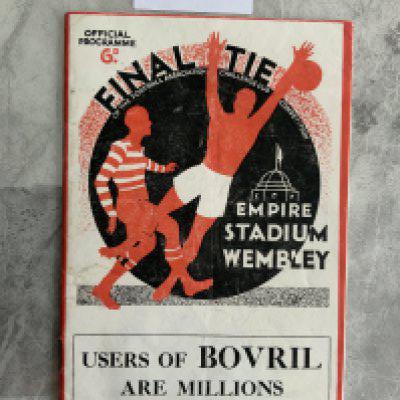 1934 FA Cup Final Football Programme: Portsmouth v Manchester City in excellent condition with no team changes.