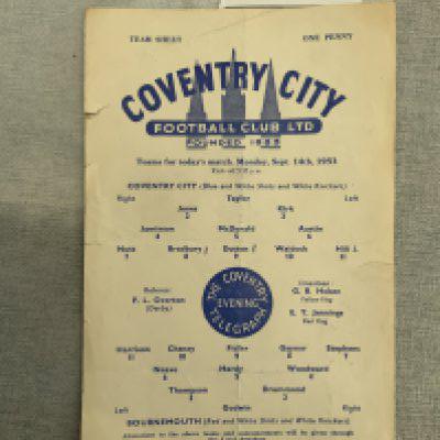 53/54 Coventry City v Bournemouth Football Programme: Single sheet dated 14 9 1953 in fair condition. Pencilled writing to rear a few nicks to edge and scorers noted.