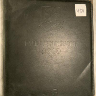 West Ham Millennium 2000 Bound Fureta Football Card Collection: Stunning black leather folder with the old West Ham badge that is lined with silk and the words Millennium 2000 embossed. This Ltd edition number 63/450 is complete of all 22 carat gold gilded cards. The last card is very large of manager Harry Redknapp the rear of which is a certificate. Nice item.