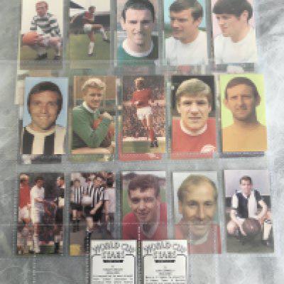 Hornet + Hotspur World Cup Stars Complete Football Cards: All 72 cards including Best Wilson Peters Moore Hunter and Stiles. Excellent. (72)