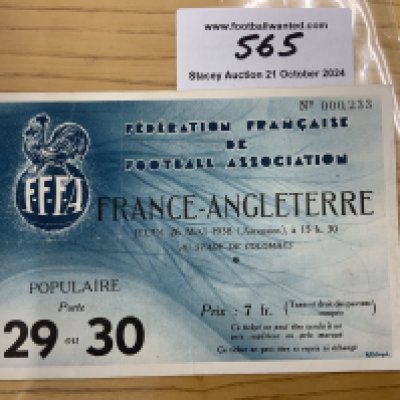 1938 France v England Football Ticket: Dated 26 5 1938 played in Paris. Very good condition attractive full international ticket with folding.