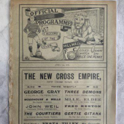 1910 - 1911 Millwall v Brentford Football Programme: Ex bound in good condition with no team changes. First team Southern League match with covers intact.