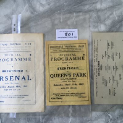 Brentford 41/42 Football Programmes: Homes v Arsenal league with score to cover and QPR cup plus Fulham away in the league. Good. (3)