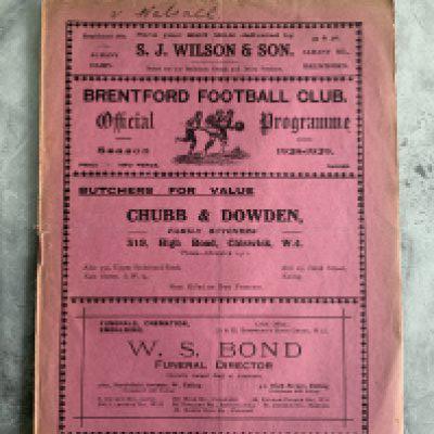 28/29 Brentford v Walsall Football Programme: Large pink style in good condition with team changes. The word Walsall written to border of cover.