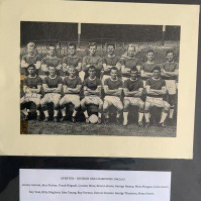 62/63 Everton Champions Football Memorabilia: Beautifully set out folder with a programme from every home and away match (47) often with match report and to include a write up of all players. Throughout there are 70 autographs including a few team signed photos, team line up signed v West Ham and much more from their championship season. Must view.