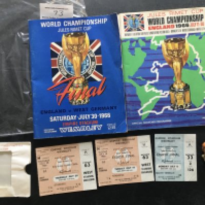 1966 World Cup Football Memorabilia: Original final programme England v West Germany in fair condition with no team changes plus a tournament brochure with writing inside. Unused tickets with counterfoils for 3rd and 4th play off plus Mexico v Uruguay and a used opening ceremony match England v Uruguay with season ticket holder. C/W original World Cup Willie keyring and a couple of newspapers.