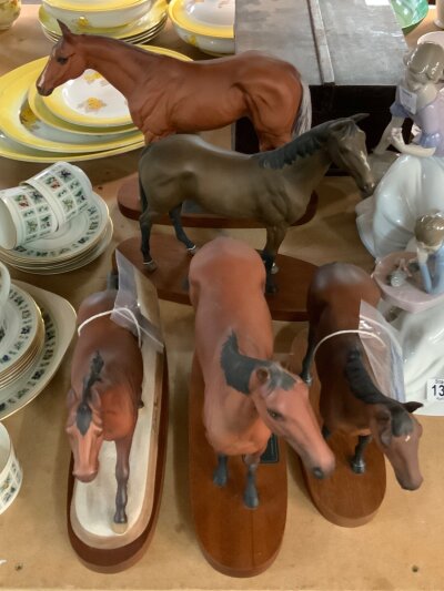 5 Beswick connoisseur model racehorses, to include Grundy, Psalm, Red Rum, Mill Reef, Cardigan Bay.