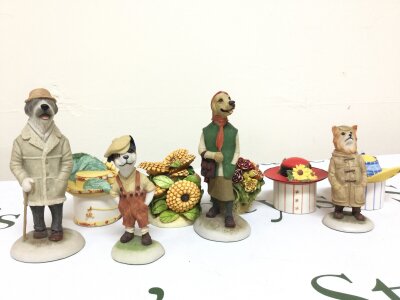 Country companions and willow hall trinket boxes and harmony Kingdom ceramics