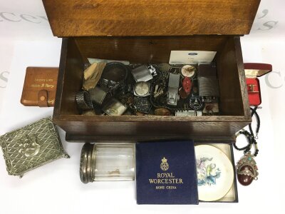 An oak box of oddments comprising watches, coins etc.