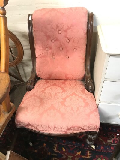 Victorian hall chair. 53cm wide, 92cm tall, 70cm long