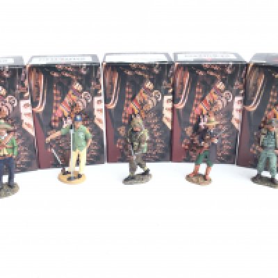 5 X Boxed King And Country Figures including WW2 British Sergeant. U.S Army Bob. Etc.
