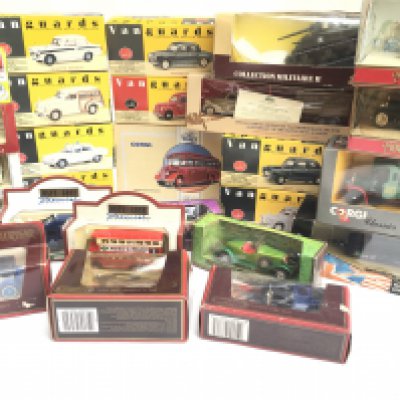 A Collection of Boxed Vanguards. Matchbox Models Of Yesteryear. Etc. No Reserve.