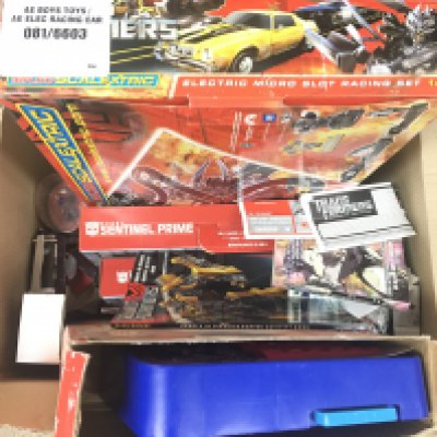 A Collection of assorted Transformer Toys. No Reserve.