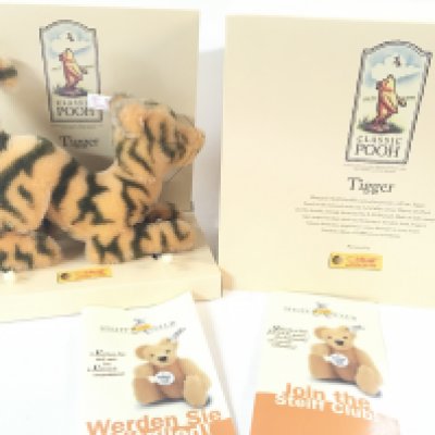 WITHDRAWN - A Boxed Steiff Classic Pooh Tigger.
