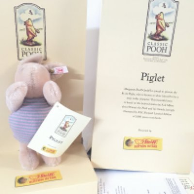 WITHDRAWN - A Boxed Steiff Classic Pooh Piglet.