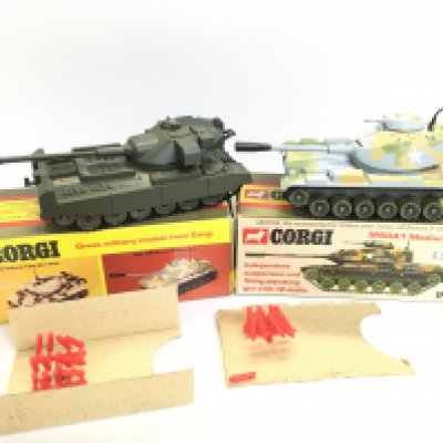 A Boxed Corgi Chieftain Tank #903 and a M60A1 Medium Tank #902. NO RESERVE
