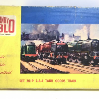 A Boxed Hornby Dublo Set 2019 2-6-4 Tank Goods Train. Track missing.