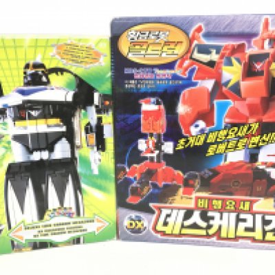 4 X Boxed Power Rangers Megazords including 2 Japanese.