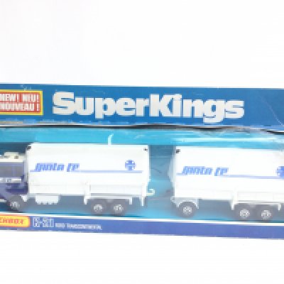 A Boxed Matchbox Ford Transcontinental Lorry. # K-21.NO RESERVE