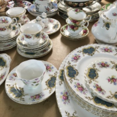 A Royal Albert Berkeley tea dinner service.