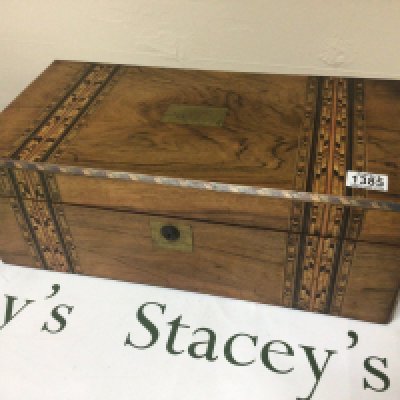 A walnut Tombridge Type writing box with a well fitted interior. 50x26ccm.