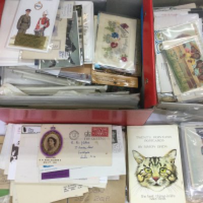 A box of stamp covers, postcards etc. Shipping category C.- NO RESERVE