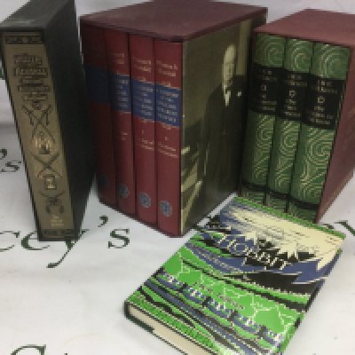 A small quantity of Folio Society books including JRR Tolkien examples. Shipping category D.