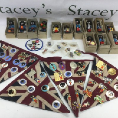 WITHDRAWN - A collection of Robertson's collectable enamel badges, jazz figures and football players. Shipping category B.