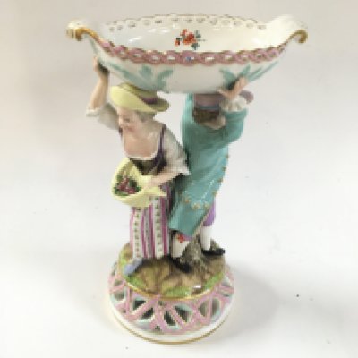 A Meissen sweet meat dish. Approx height 20cm.