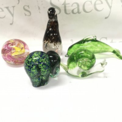 A collection of assorted Wedgwood and other glass items