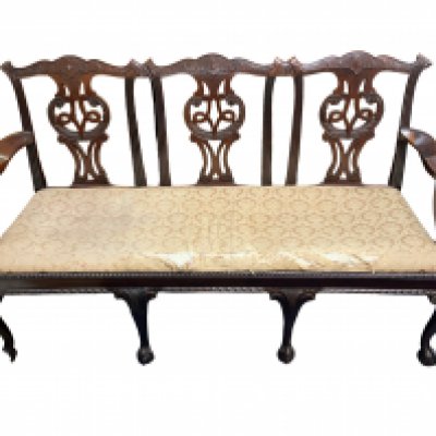 A George III mahogany triple chair back settle, 155cm x 97cm.