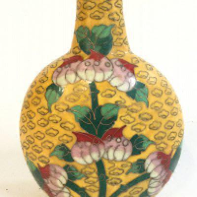 A Chinese imperial style porcelain Cloisonne Moon flask vase with a six character mark at base, 16cm tall.