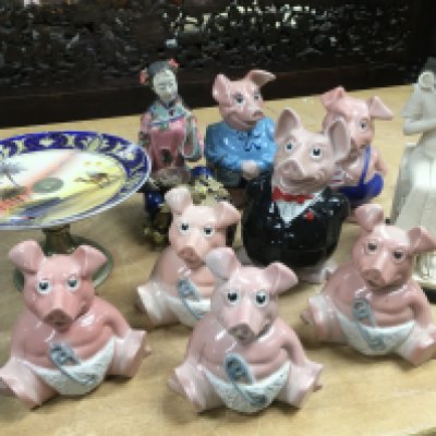 A Collection of NatWest Wade porcelain piggy banks, a Noritake porcelain cake stand, a Chinese porcelain figure etc