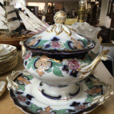 A Staffordshire porcelain Tureen with dish. This lot cannot be posted. NO RESERVE