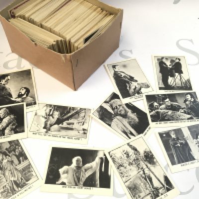 A Collection of vintage Universal pictures Youll die laughing creature feature A & BC chewing gum cards