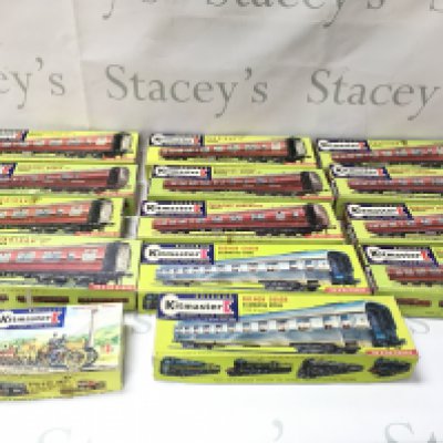 A collection of Kitmaster model train kits. No reserve.