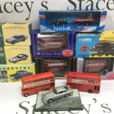A box of die cast vehicles comprising mainly boxed examples including Corgi, Vanguards, Maisto and others.