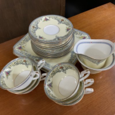 A Royal Worcester Teaset The Duchess pattern. Catagory D postage, Jug has significant damage.