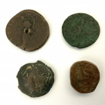 Ceylon 1 Styver c.1660, together with 3 Early roman bronze coins.