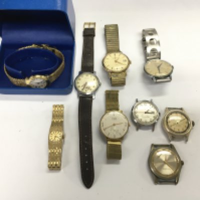 A collection of mainly gents vintage watches including Oris Rodania etc. Postage B