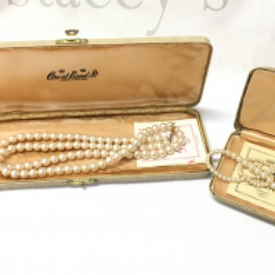 Withdrawn - Boxed Ciro cultured pearl gold mounted necklaces