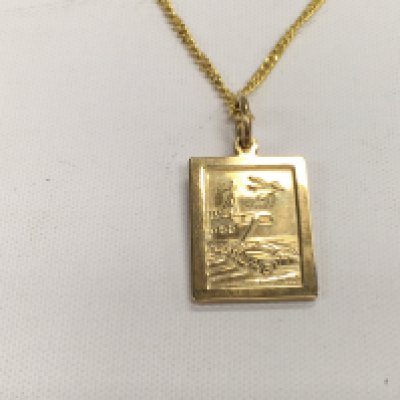 A 9ct gold st Christopher&#2013266057۪s pendant on a 9ct gold chain. 9.30g