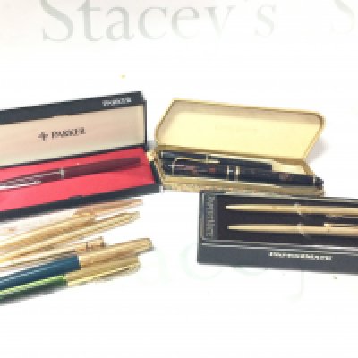 A collection of pens to include Conway Stewart, Parker, Paper Mate etc