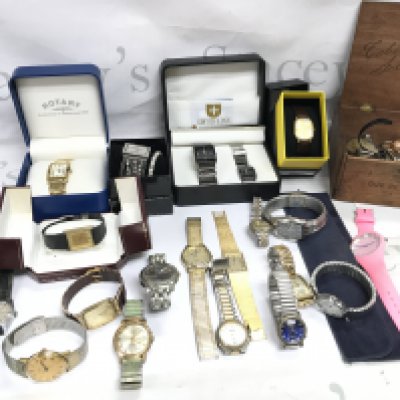 A collected of assorted dress watches including an 18ct gold cased vintage ladies watch and a military pocket watch in need of repairs and a ladies vintage Oris watch. Postage B