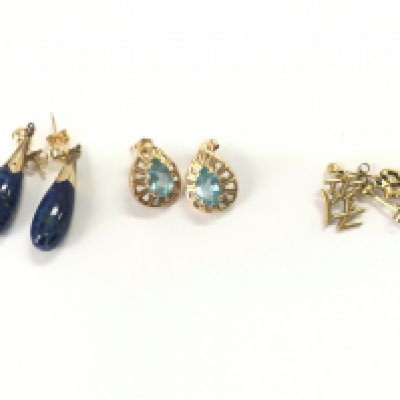 Two 9ct gold pairs of earrings 4.80g and a 14ct pair set with lapis stone 5gPostage A