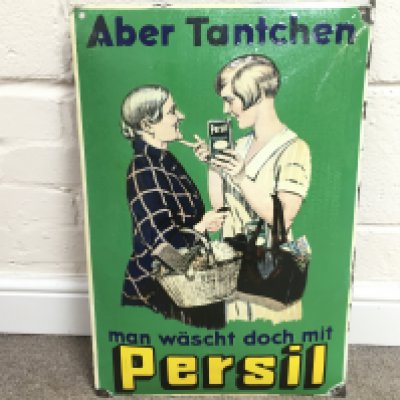 ENAMEL SIGN "ABER TANTCHEN, MAN W&Auml;SCHT DOCH MIT PERSIL 15 x 23 approximately